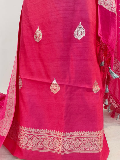 Handloom kadwa suits